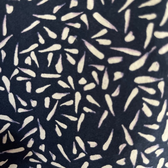 Garnet Hill Navy and White Silk Popover Blouse Size 12 - Picture 8 of 10